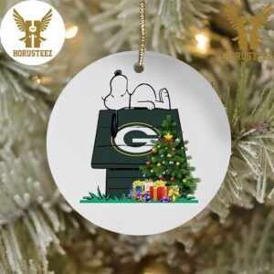 Green Bay Packers Snoopy NFL Football 2023 Decorations Christmas Ornament