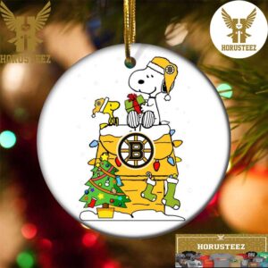 Snoopy Boston Bruins NFL Merry Christmas 2023 Christmas Tree Decorations Ornament