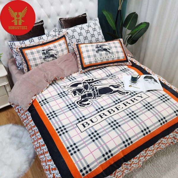 Burberry London Black Horse And Knight Black And White Pattern Luxury Brand Type Bedding Sets