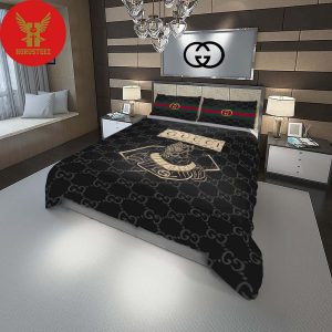 Gucci Black Panther Bedding Set
