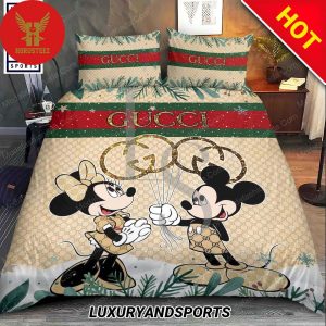 Gucci Couple Disney Mickey Christmas Bedding Sets