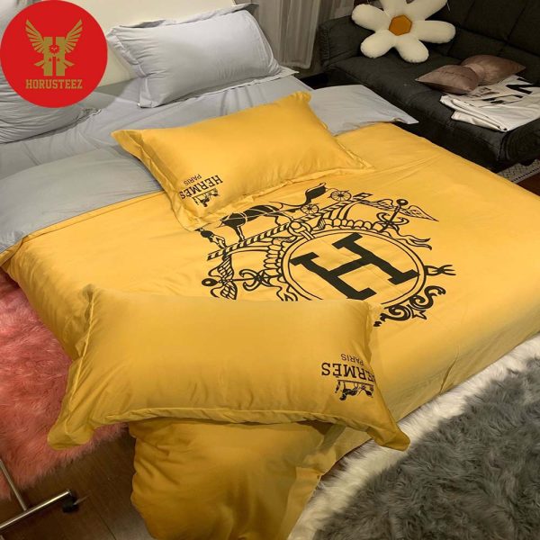 Hermes Paris Black Logo Gold Background Luxury Brand Type Bedding Sets