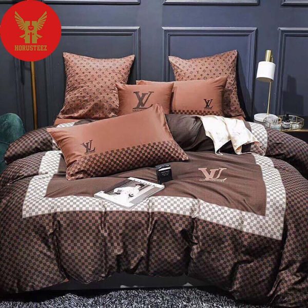Louis Vuitton Brown Logo And Brown Pillow Luxury Brand High-End Bedding Set