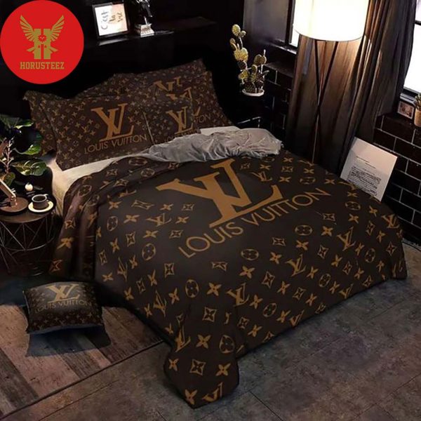 Louis Vuitton, Louis Vuitton Bedding Set New Hot Brown Luxury Brand Merchandise Bedding Set