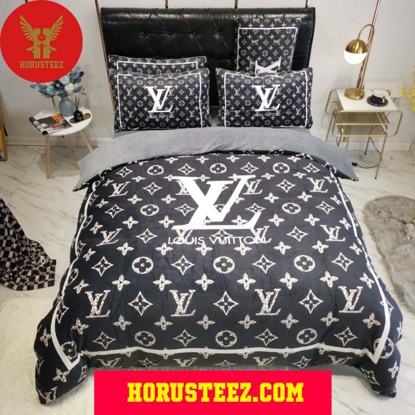 Louis Vuitton White Logo Black Pillow Duvet Cover Bedroom Sets Luxury Brand Bedding Bedding Sets