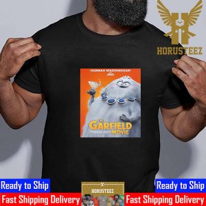 Hannah Waddingham As Jinx In The Garfield Movie Official Poster Essential T-Shirt