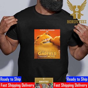 Samuel L Jackson As Vic In The Garfield Movie Official Poster Essential T-Shirt